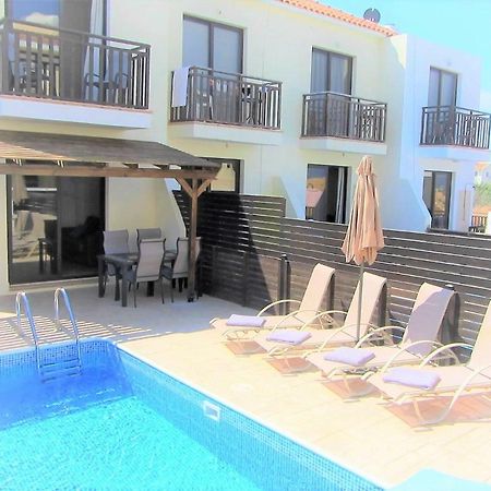 Villa Jade Paralimni Exterior photo