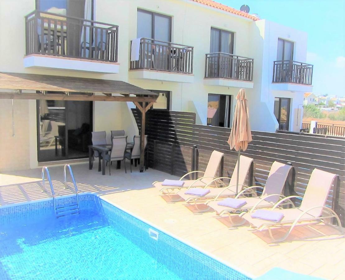 Villa Jade Paralimni Exterior photo